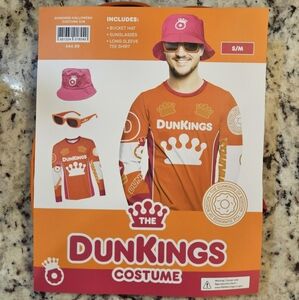 Dunkin Dunking shirt, bucket hat & sunglasses
